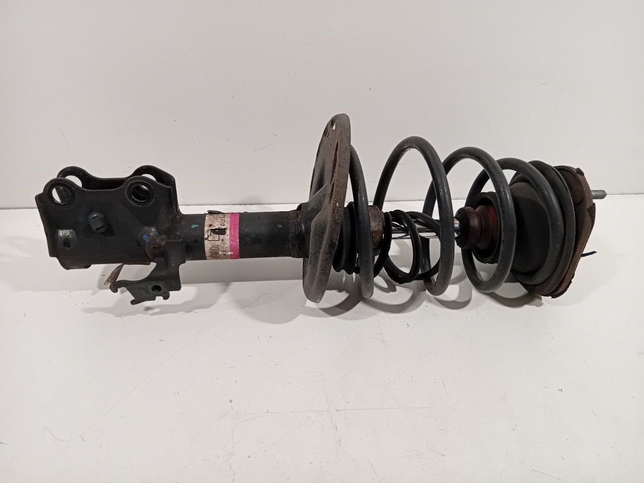 Veerpoot rechts voor Toyota Avensis, Auto-onderdelen, Onderdelen@venauto.nl, Van der Ven Autorecycling B.V., Gebruikt, Ettenseweg 76, 4706 PB Roosendaal, The Netherlands