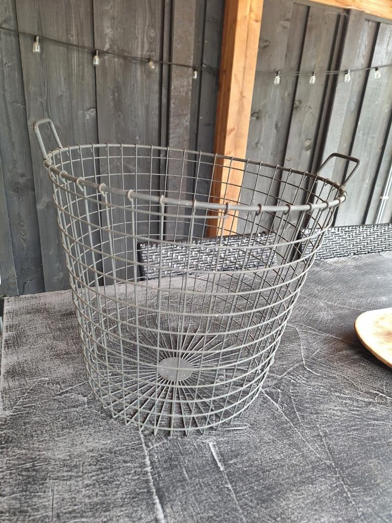 Metalen Mand met Handvaten., Ophalen, Rond, Overige materialen