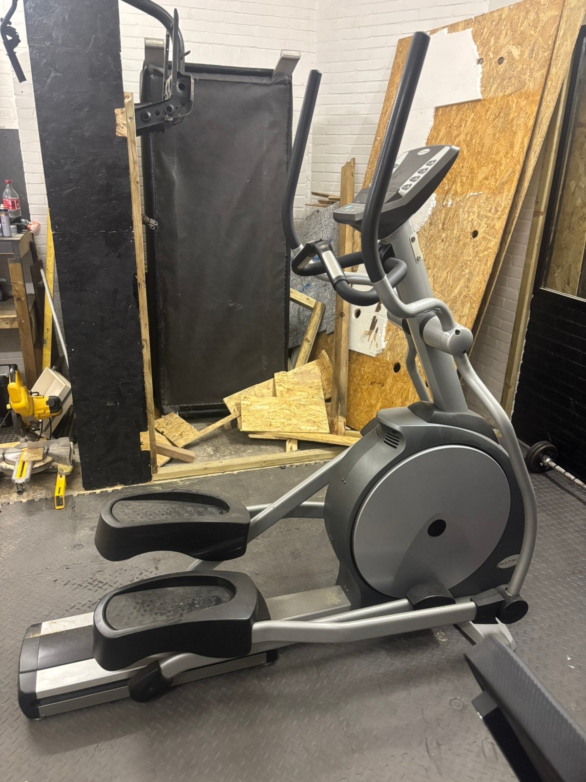 Matrix crosstrainer, Sport en Fitness, Fitnessmaterialen, Ophalen, Zo goed als nieuw, Overige typen
