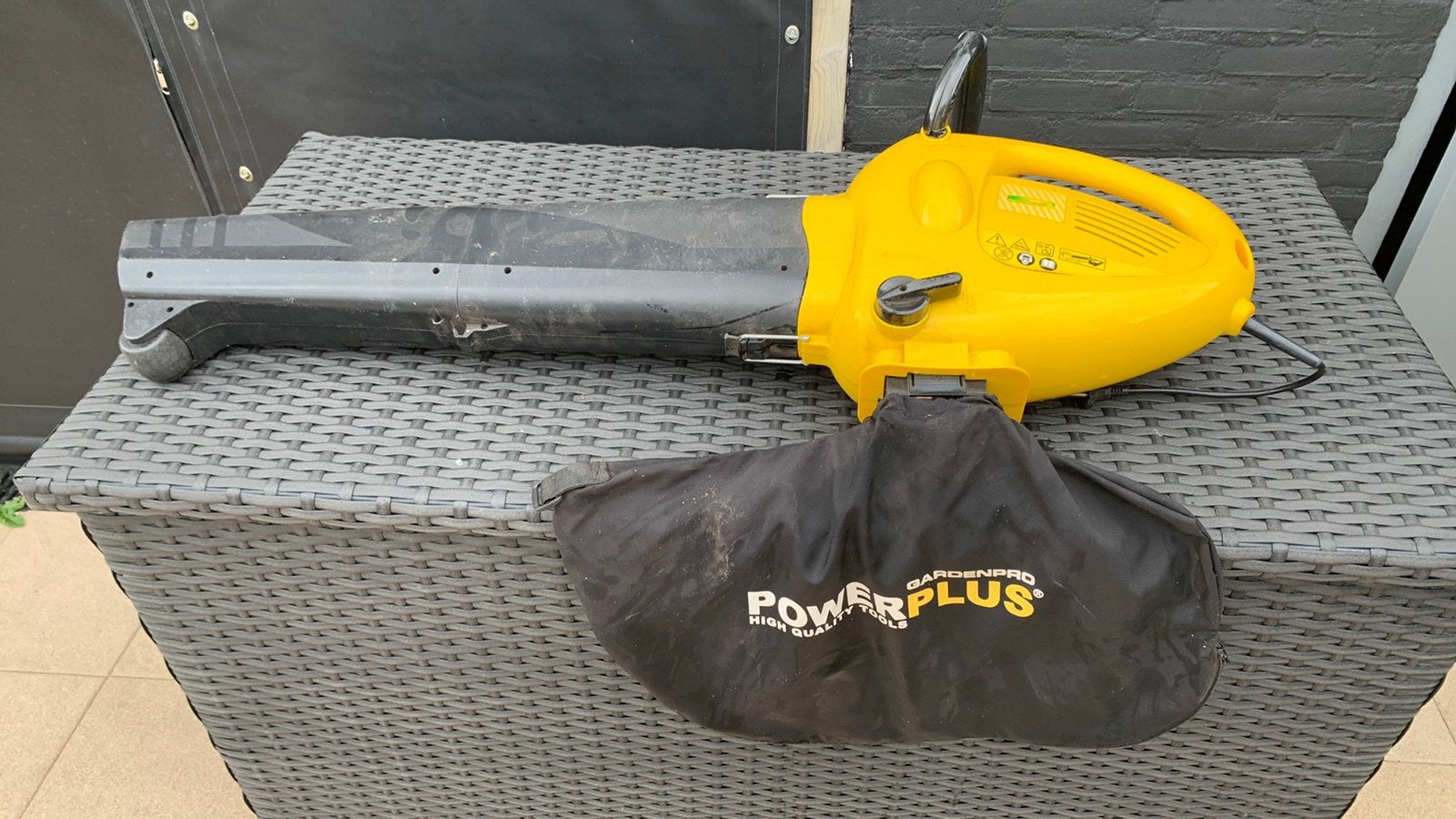 Gardenfriend bladblazer en opzuiger inlc zak, Ophalen, Gebruikt, Met opvangzak, Handgedragen
