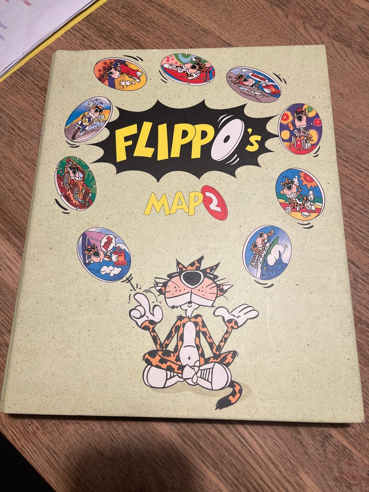 Flippo's Map 2 met diverse series Flippo's, Verzamelen, Ophalen of Verzenden, Flying, Verzameling, Met verzamelmap(pen)