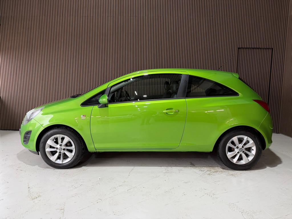 Opel CORSA Unieke kleur 1.2-16V Selection, Voorwielaandrijving, Euro 5, 450 kg, Gebruikt