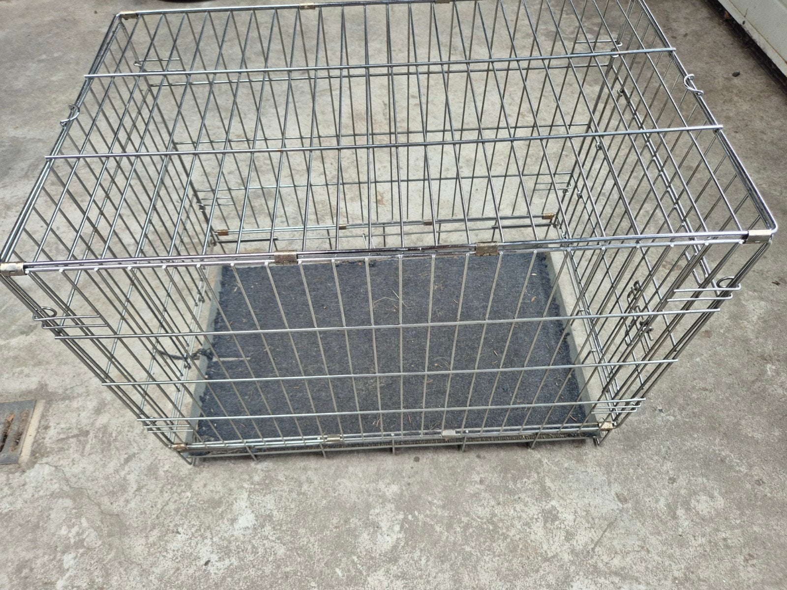 Honden bench 76 x 48 x 57 cm, Dieren en Toebehoren, Hondenhokken, Ophalen, 75 tot 110 cm, Minder dan 65 cm