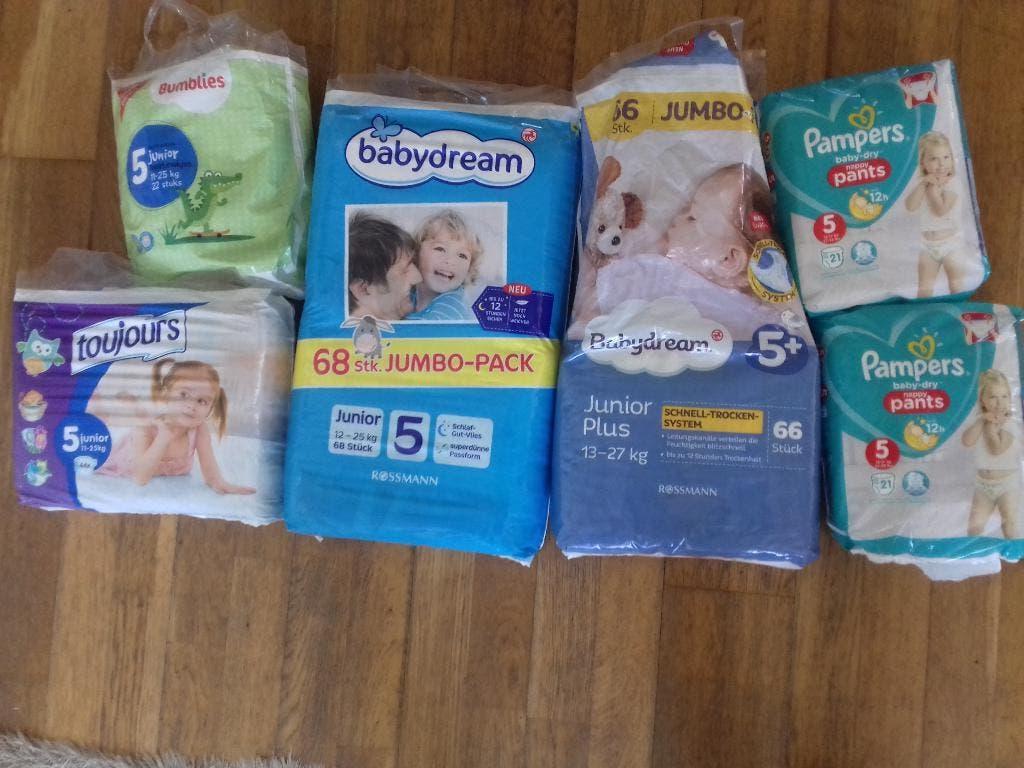 luiers pampers en luierbroekjes maat 5 junior vanaf 11 kilo, Ophalen of Verzenden, Nieuw