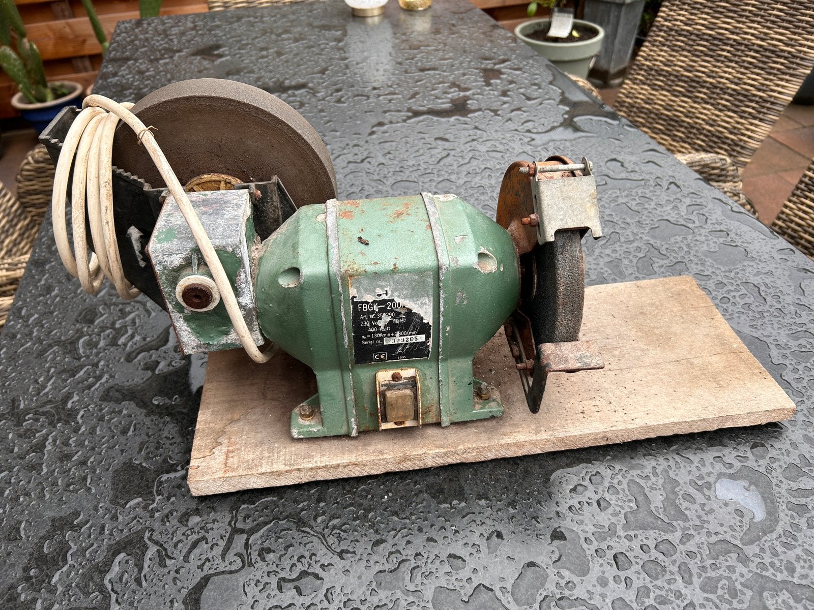 Water slijpsteen, Ophalen of Verzenden, Gebruikt, Minder dan 700 watt, Werkbankslijpmachine