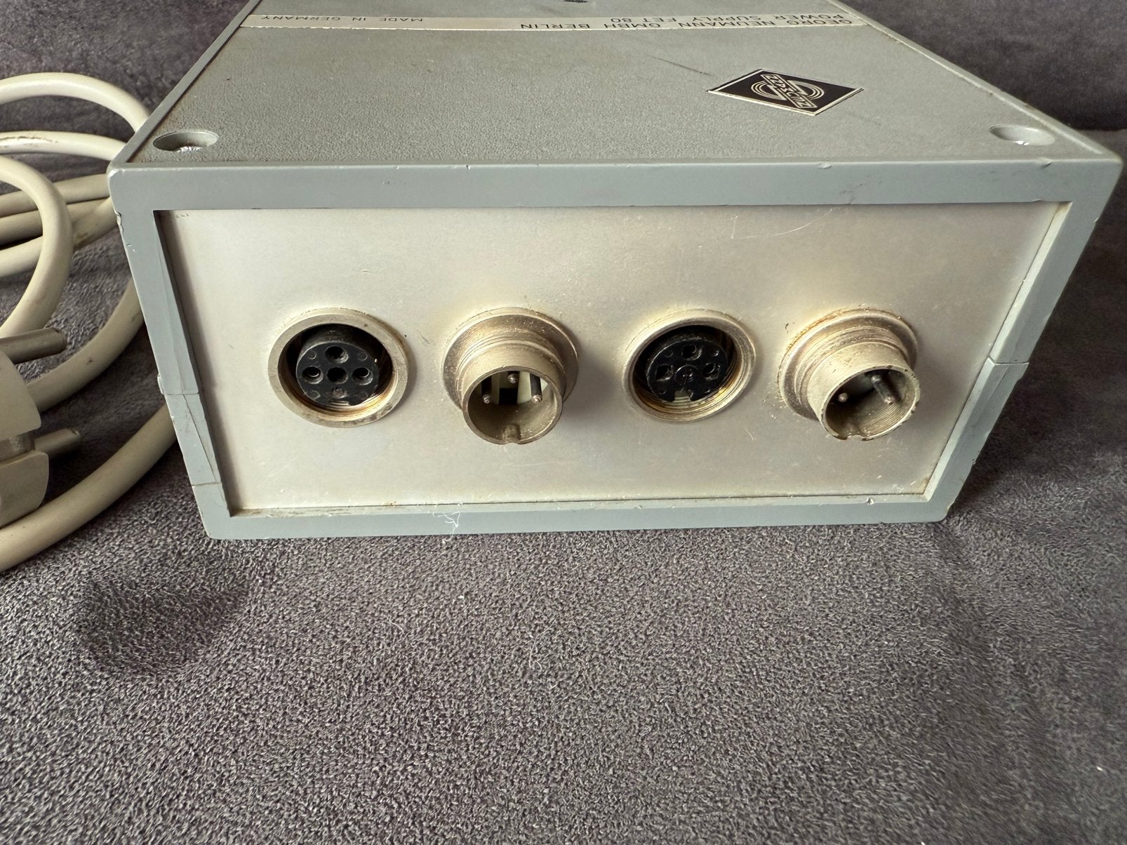 Neumann n451 FET 80 - 48v u87 u89 TLM 170/R - 2 chan, Muziek en Instrumenten, Ophalen of Verzenden, Zo goed als nieuw, Studiomicrofoon