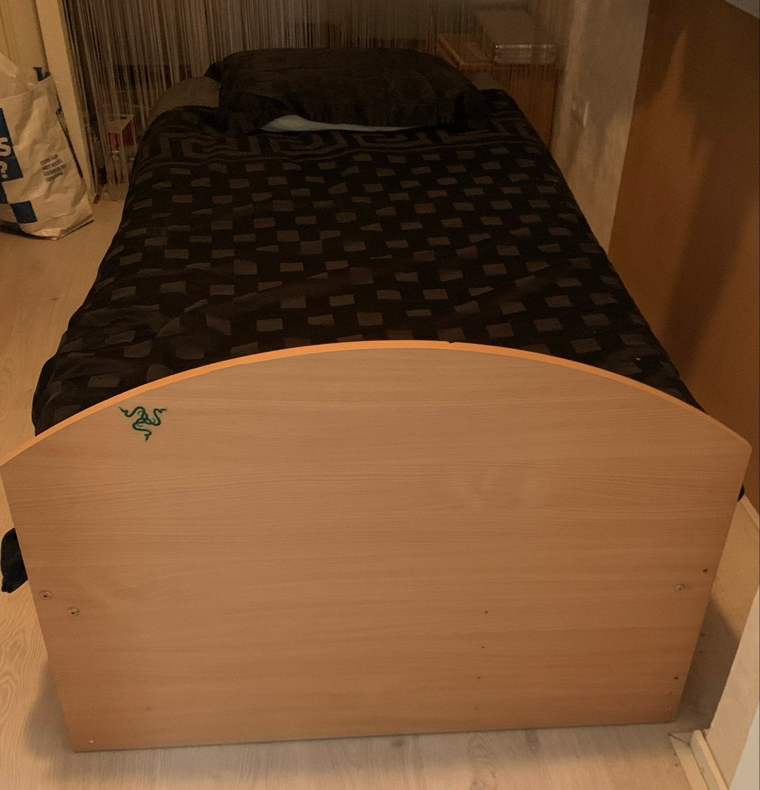 Eenpersoonsbed met 2 opberg lades eronder, Ophalen, Gebruikt, 90 cm, 200 cm