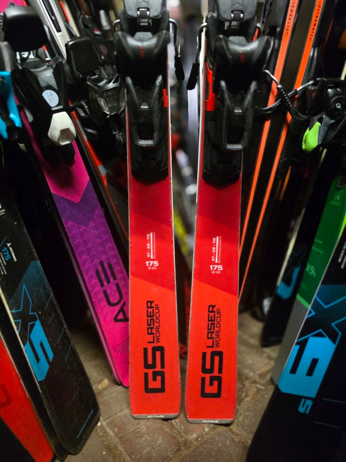 175 STOCKLI LASER GS WORLDCUP VOOR KENNER, Sport en Fitness, Skiën en Langlaufen, Overige merken, 160 tot 180 cm, Stockli, Ophalen of Verzenden
