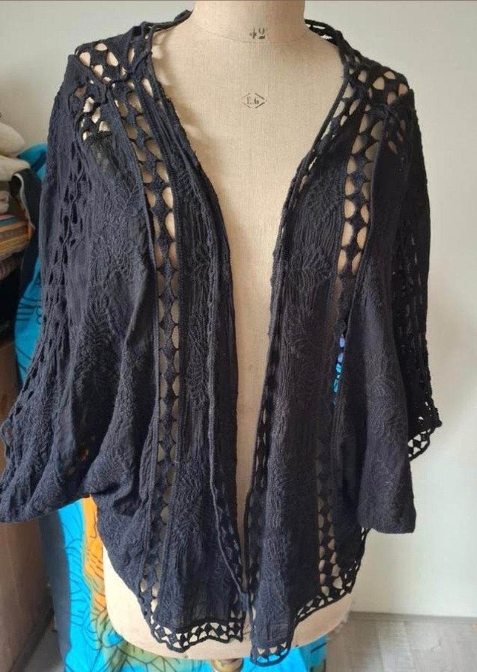 one size vest gaaf met haakwerk, Ophalen of Verzenden, Zo goed als nieuw, Maat 38/40 (M)