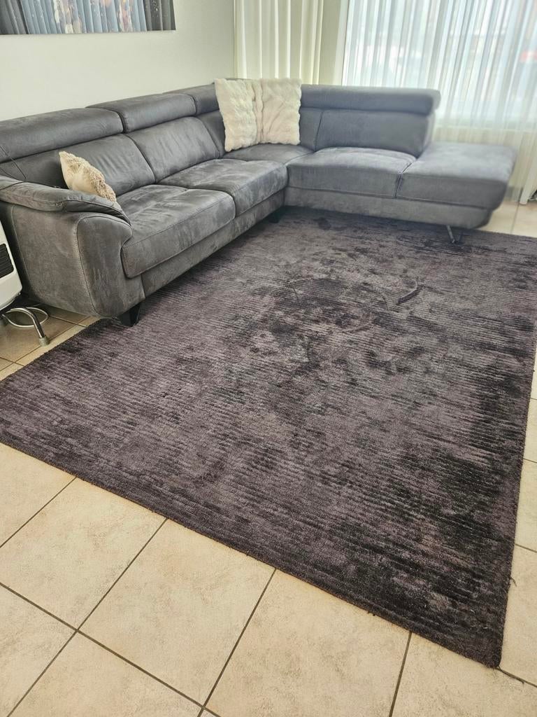 Vloerkleed nieuw, Ophalen