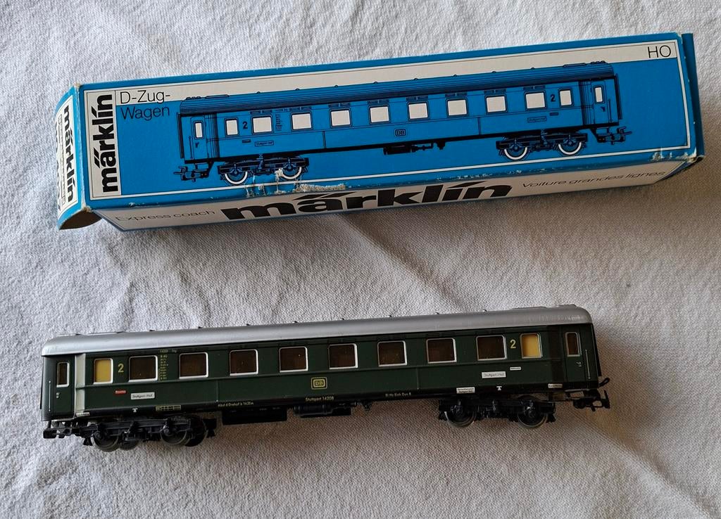 Marklin HO passagierswagon 4037, Hobby en Vrije tijd, Modeltreinen | H0, Ophalen