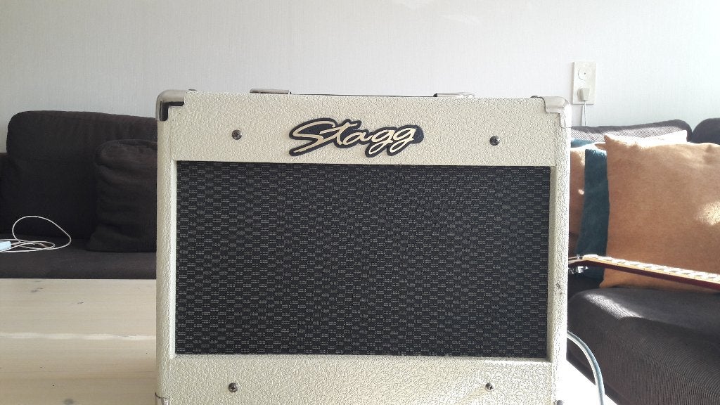 Versterker   Stagg EA 15, Ophalen, Zo goed als nieuw, Gitaar, Minder dan 50 watt