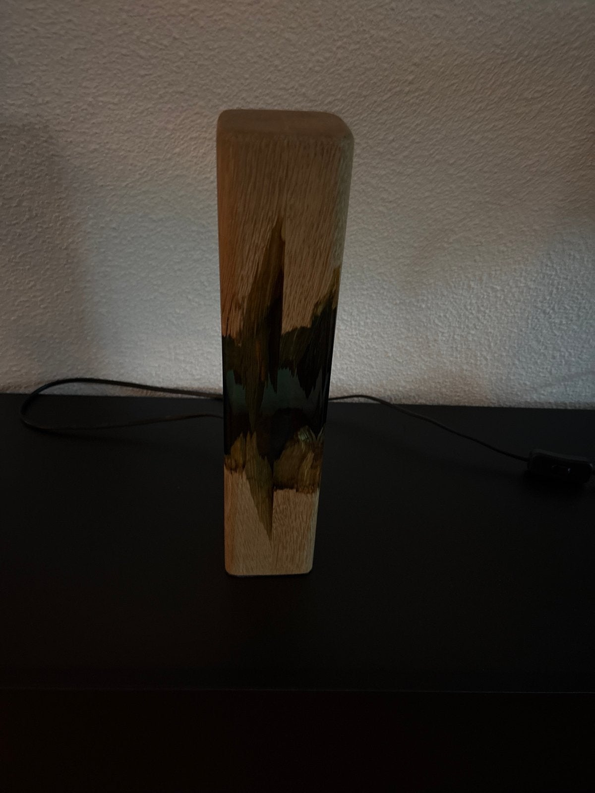 Unieke handgemaakte tafellamp van hout en epoxy, Ophalen, Groen, Handgemaakt, Hout