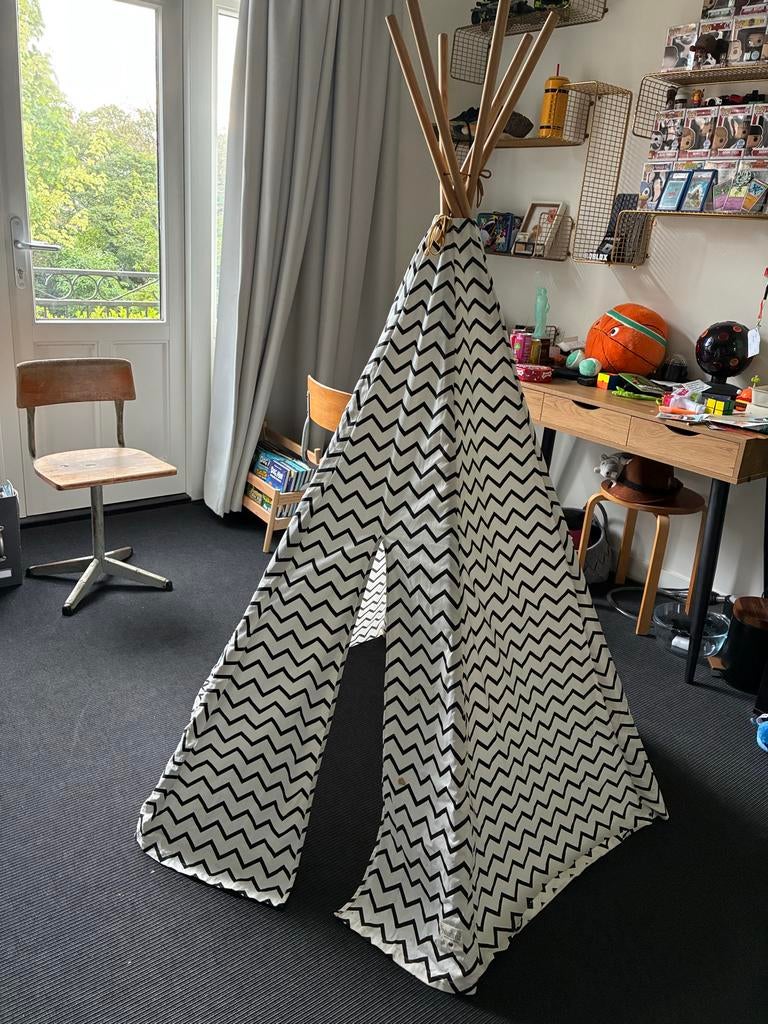 Nobodinoz speeltent met tweezijdig speelkleed, Kinderen en Baby's, Speelgoed | Speeltenten, Ophalen, Gebruikt