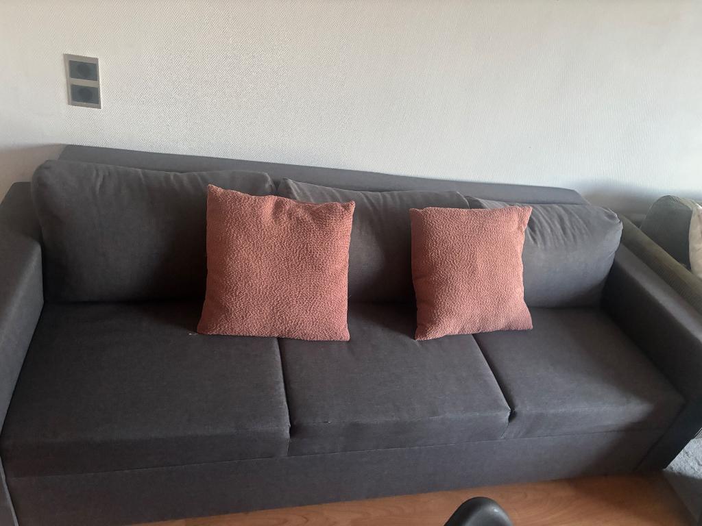MARSLEV slaapbank/sofa bed from Jysk, Huis en Inrichting, Banken | Bankstellen, Ophalen, Zo goed als nieuw, Driepersoons, Rechte bank