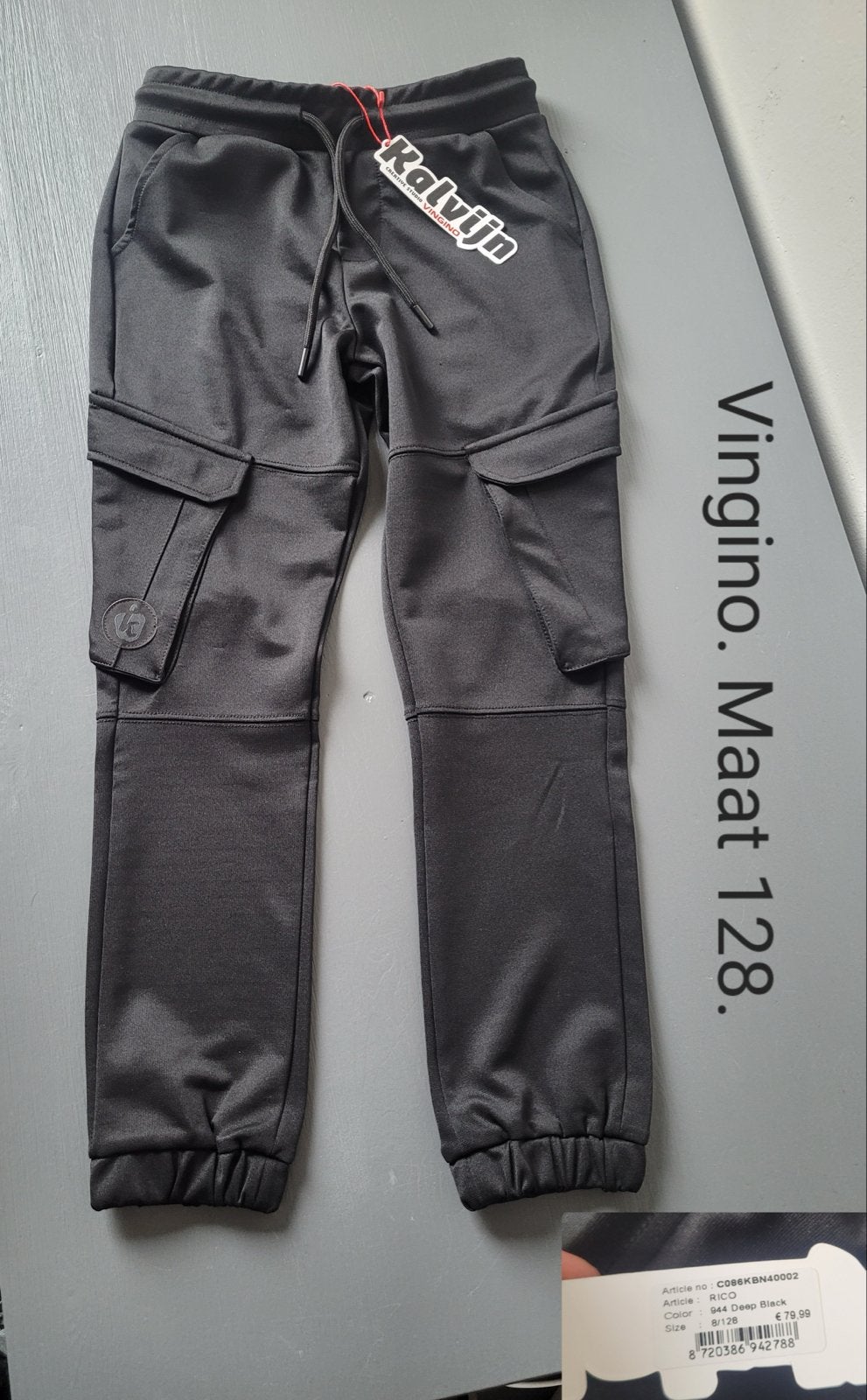 Vingino Kalvijn Cargo Broek Maat 128 Zwart, Ophalen of Verzenden, Nieuw, Jongen, Broek