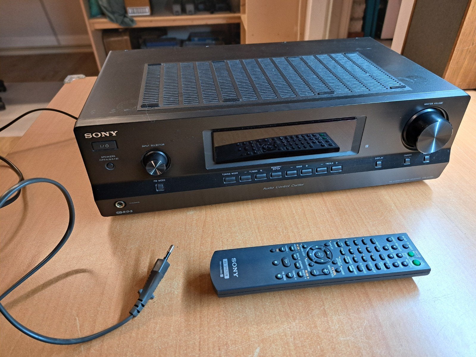 Sony stereo receiver STR-DH100., Ophalen of Verzenden, Zo goed als nieuw, 60 tot 120 watt, Sony