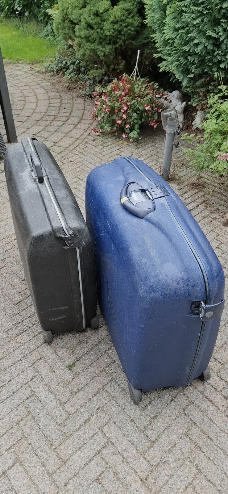 2 Samsonite Koffers - Zeer Degelijk, Ophalen, Uitschuifbare handgreep, 30 cm of meer, Gebruikt