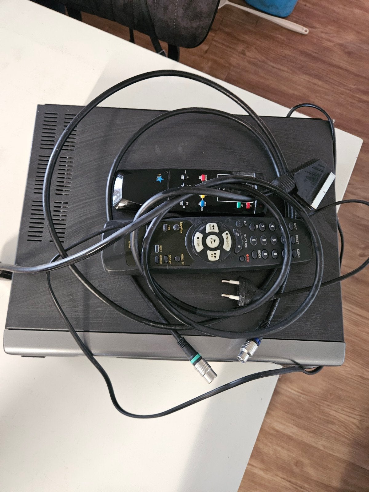 Sanyo Videorecorder met afstandsbediening, Ophalen, Gebruikt, VHS-speler of -recorder