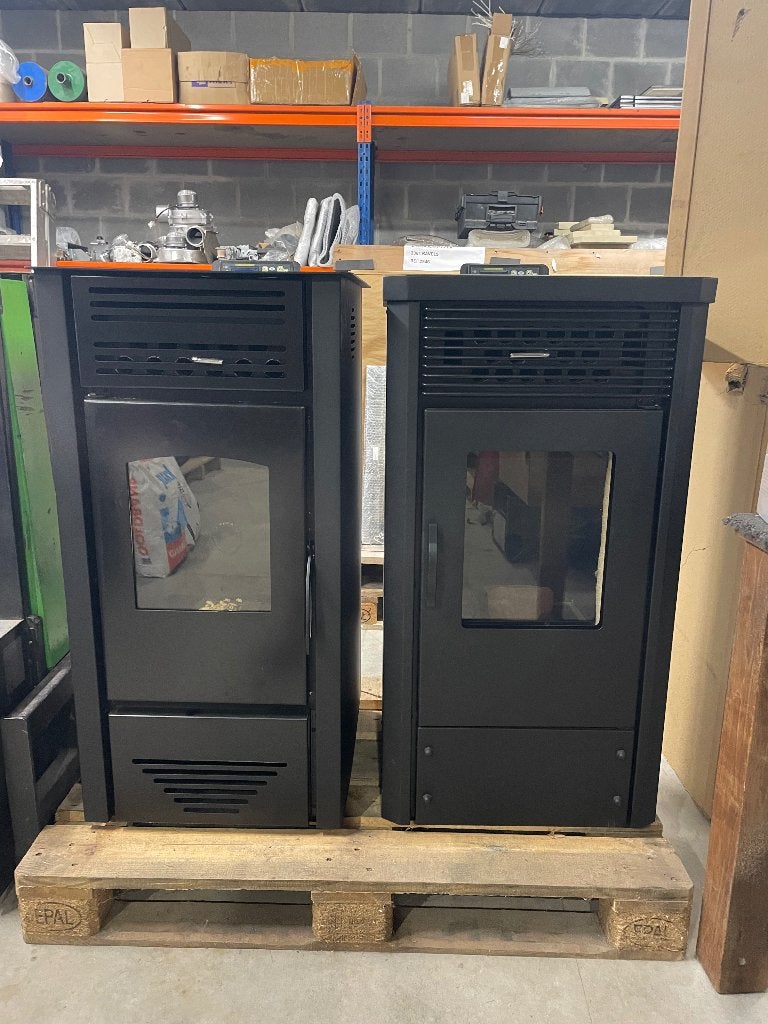 2 pelletkachels van 10kw, Ophalen, Nieuw, Pelletkachel, Vrijstaand