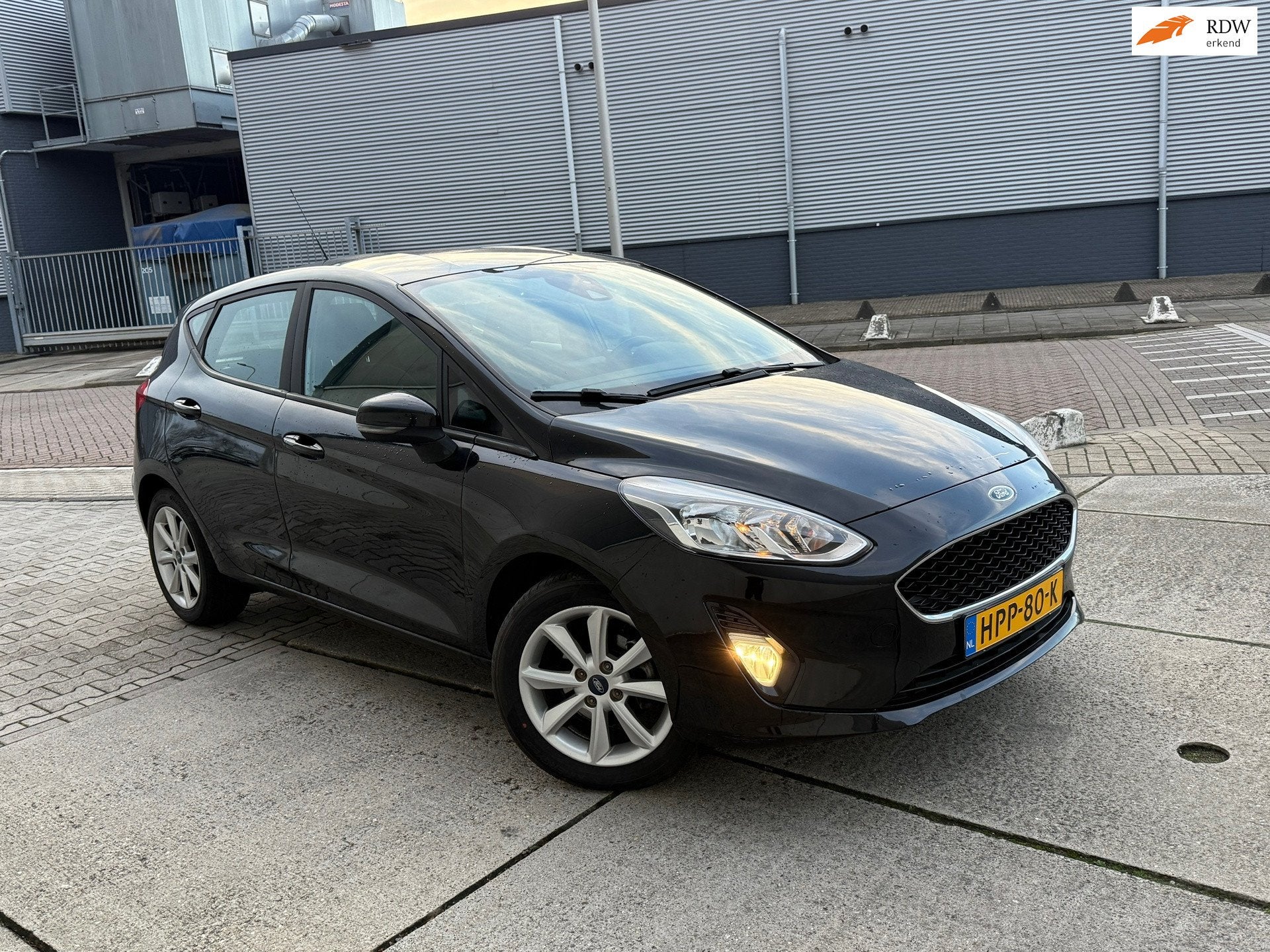 Ford FIESTA 1.0 EcoBoost Active CLIMA 6 BAK 5DR NEW APK, Auto's, Dealer onderhouden, Euro 6, 580 kg, 1064 kg