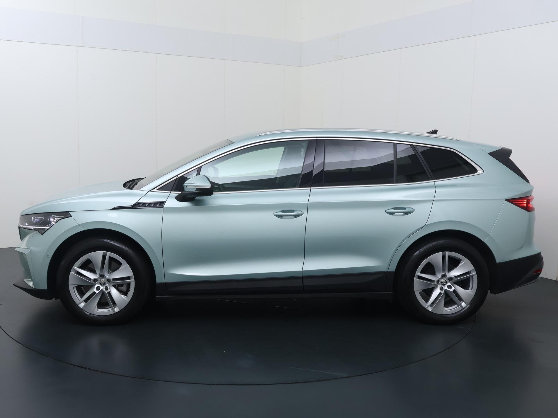 Skoda Enyaq iV 80 Business Edition | 204 PK | SoH 93% | Trek, Auto's, 12 maanden, Achterwielaandrijving, Gebruikt, 780 min