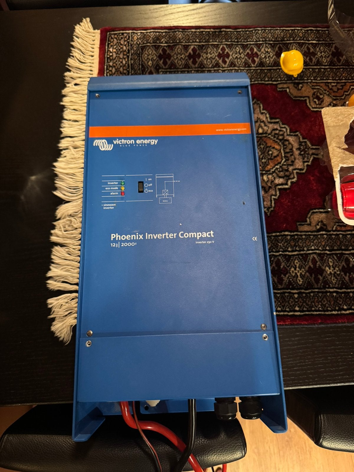 Victron Energy Phoenix Inverter Compact 12/2000, Caravans en Kamperen, Ophalen of Verzenden, Zo goed als nieuw