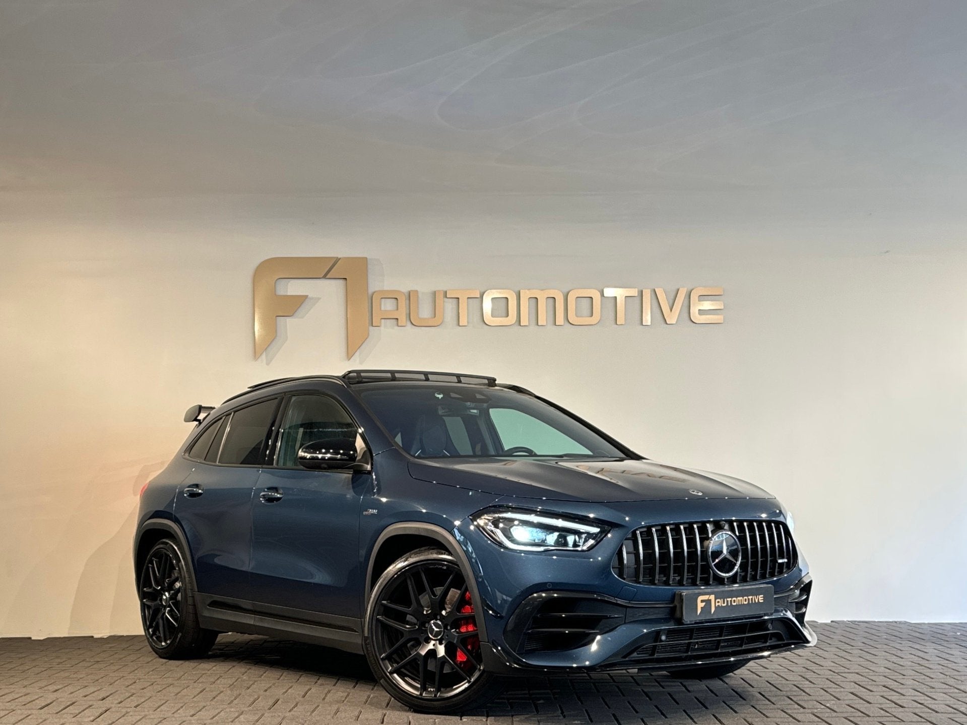 Mercedes-Benz GLA-klasse AMG 45 S 4MATIC+ Pano|Kuip|Carbon|A, Auto's, Automaat, Gebruikt, Euro 6, 4 cilinders
