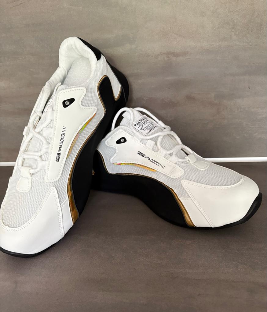 Trendy Zwart-Witte Sneakers - Maten 45, 46, 47, Verzenden, Nieuw, Zwart, Sneakers of Gympen