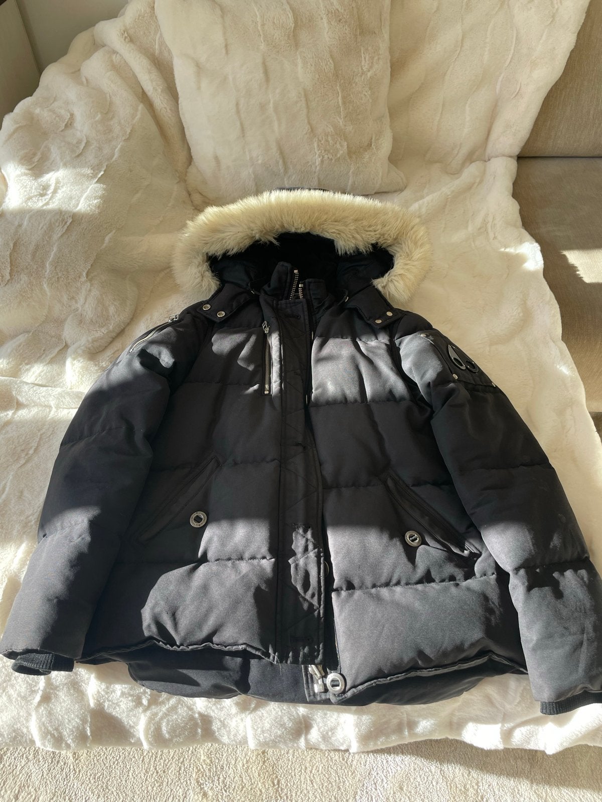 Moose Knuckles Winterjas Zwart met Bontkraag - Maat L, Ophalen of Verzenden, Zo goed als nieuw, Maat 52/54 (L), Zwart