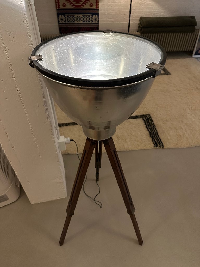 Vintage tripod vloerlamp, oude industrial staande lamp, Huis en Inrichting, Ophalen, Gebruikt, -, 100 tot 150 cm