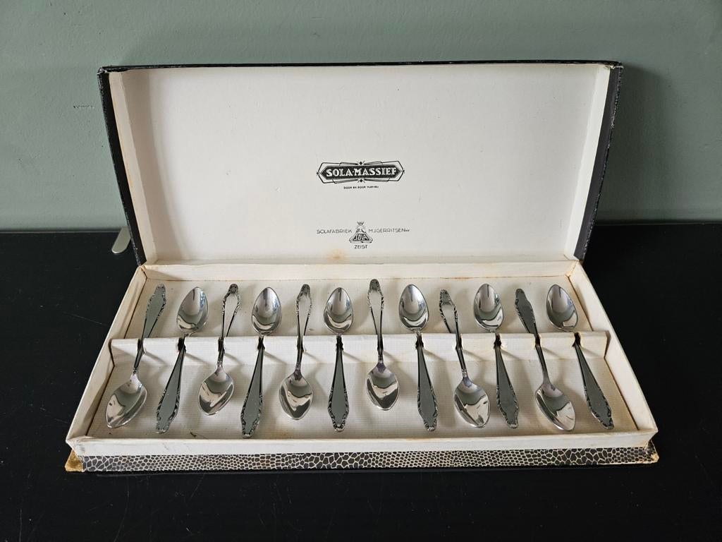 Vintage Sola Massief lepeltjes set in originele doos, Antiek en Kunst, Antiek | Bestek, Ophalen of Verzenden