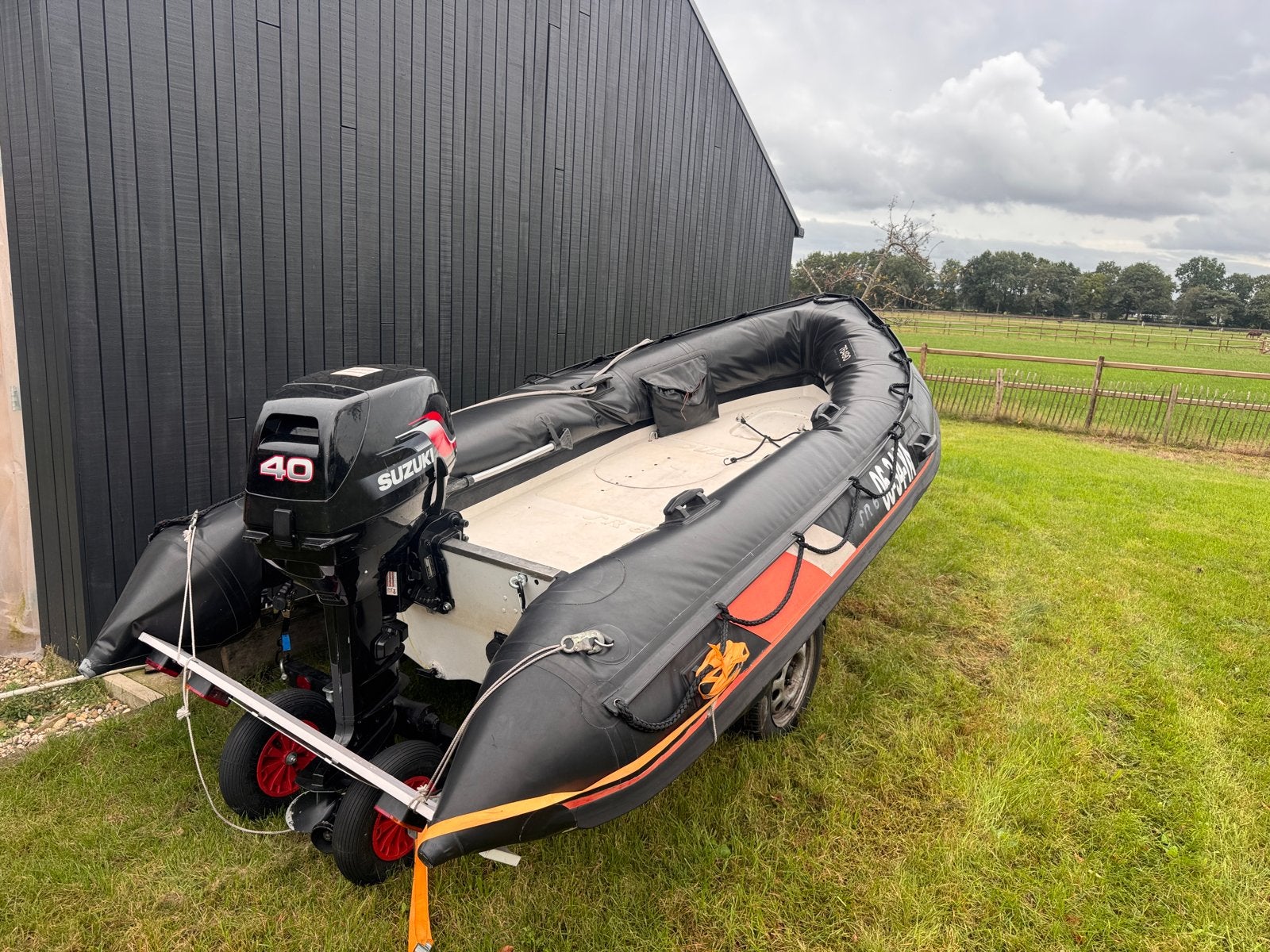 Duarry hypalon RIB, Suzuki 40 pk 2 takt en trailer, 4 m, Ophalen of Verzenden, 2 m, 40 pk