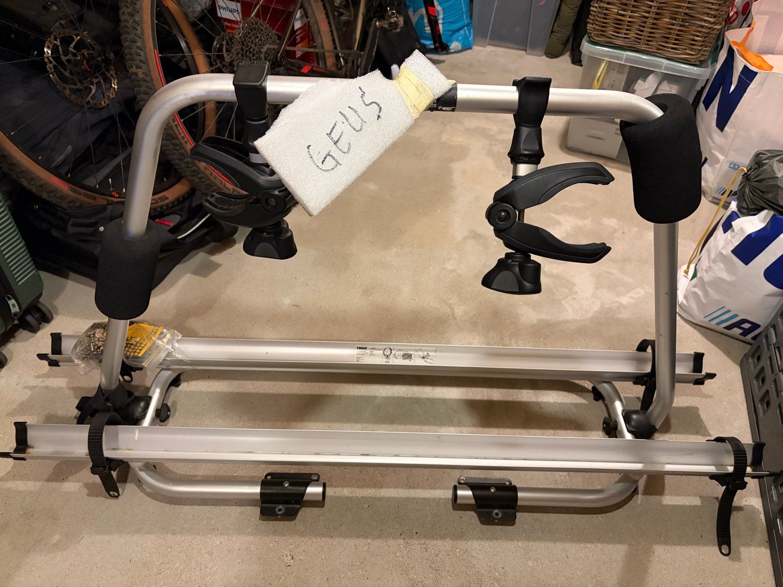Thule Fietsendrager Caravan/Vouwwagen - 2 Fietsen, Ophalen, 2 fietsen, Gebruikt, Brede banden