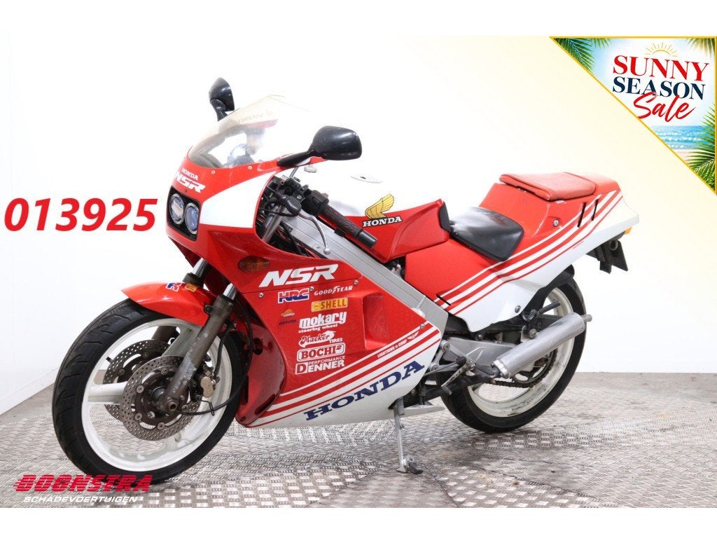Honda NSR250R MC16 (bj 1986), Motoren, Motoren | Oldtimers, Dopplerlaan 4
9207HC  DRACHTEN, NL, Boonstra Schadevoertuigen, Sport