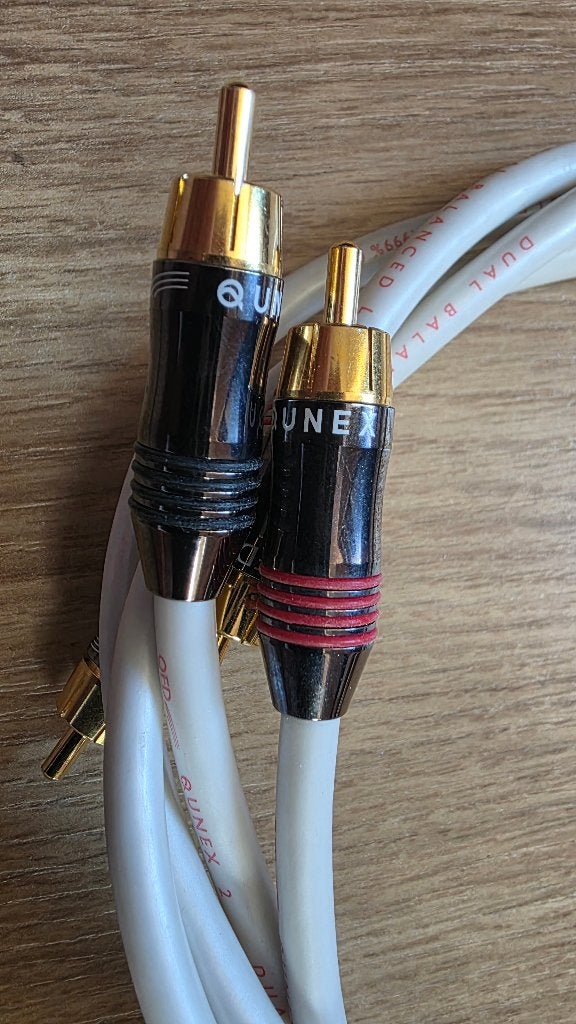 QED Qunex 2 Interlink Audiokabel lengte 1 m (2 stuks), Ophalen of Verzenden, Zo goed als nieuw, Minder dan 2 meter, Interlink-kabel