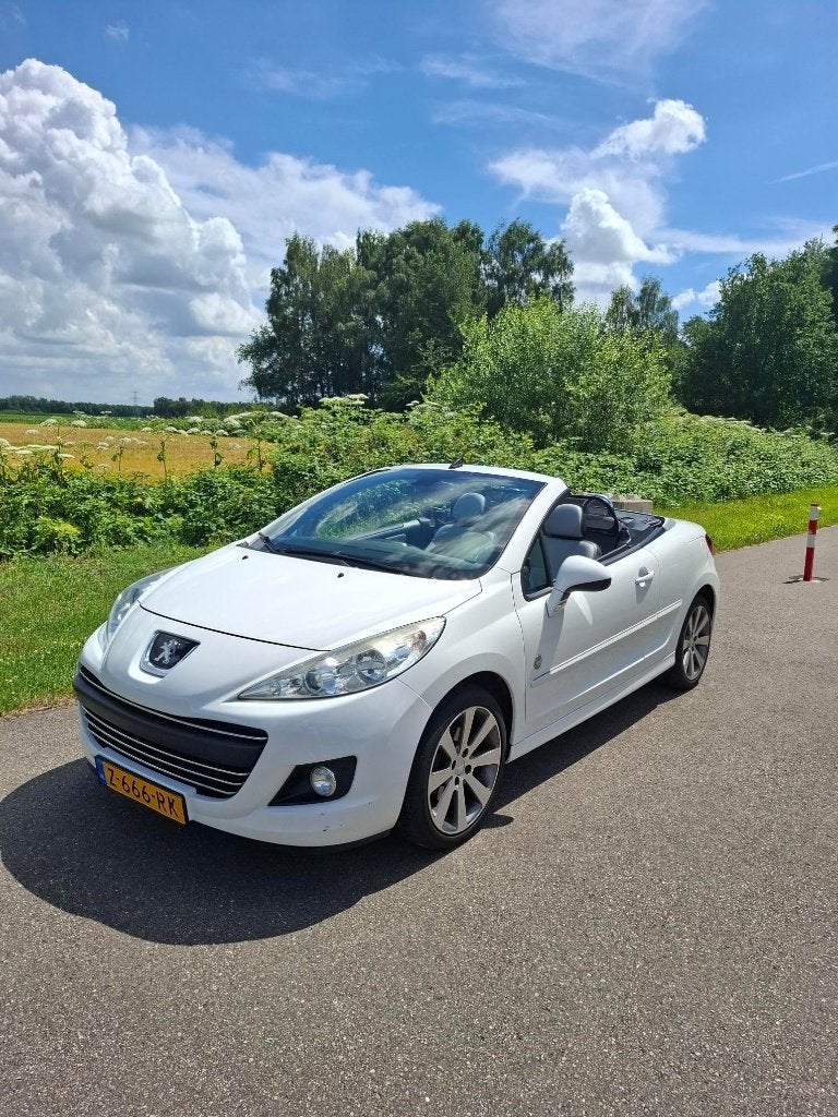 Cabriolet Peugeot 207 1.6 16V CC 88KW 2012 Wit, Auto's, Peugeot, Voorwielaandrijving, Euro 5, 15 km/l, 4 cilinders