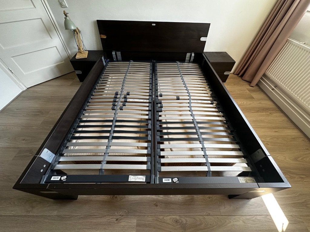 Alpin houten tweepersoons bed incl. bijpassende nachtkastjes, Ophalen, Gebruikt, Tweepersoons, 160 cm