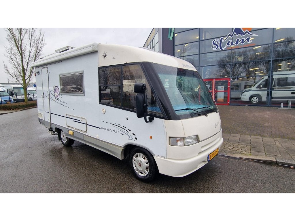Dethleffs Globetrotter 5830 Mooie compacte camper, Integraal, Koelkast, Ringverwarming, Fiat
