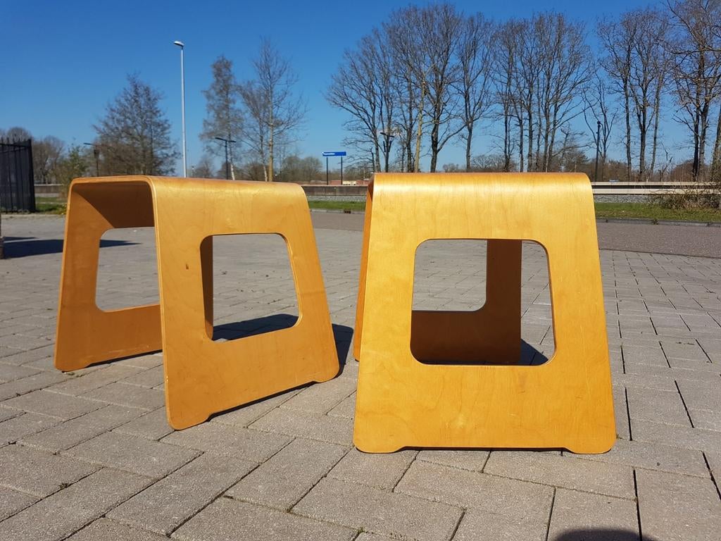 3 houten krukjes bijzettafels Lisa Norinder Ikea Benjamin, Ok, Ok, Ophalen of Verzenden, Ikea Lisa Norinder Benjamin