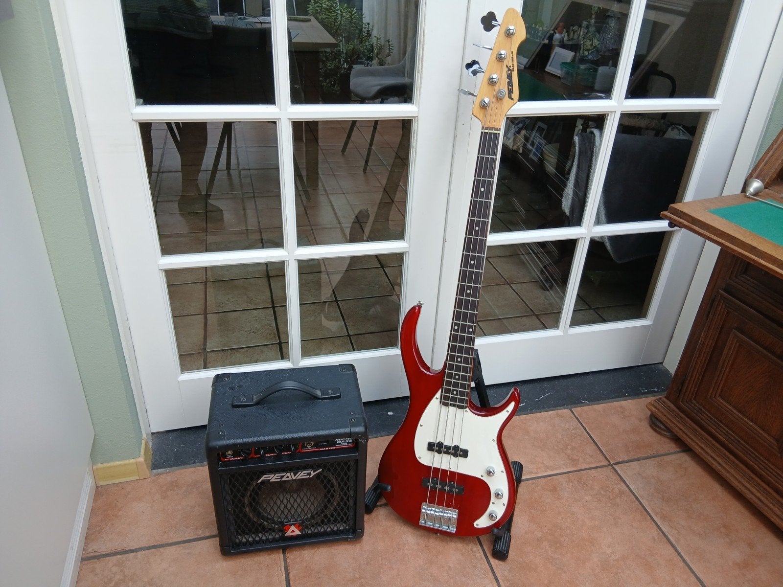 Peavey J-bas + versterker + tas, Muziek en Instrumenten, Ophalen, Gebruikt, Elektrisch