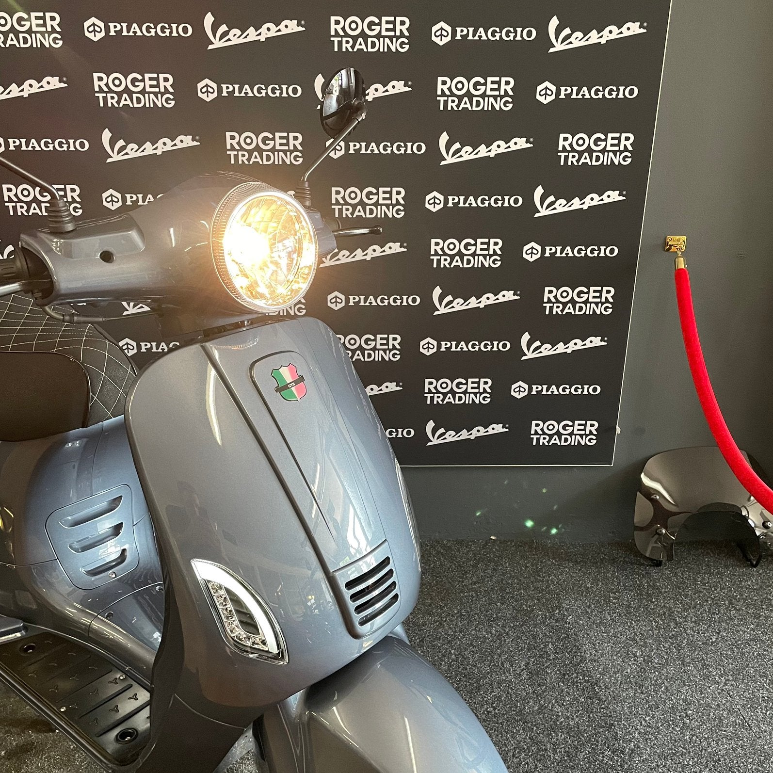 GTS Toscana Dynamic 50 Brom 4T E4 Byron Blue 2018 - 1.360km, Ophalen, Q, Maximaal 45 km/u, Q