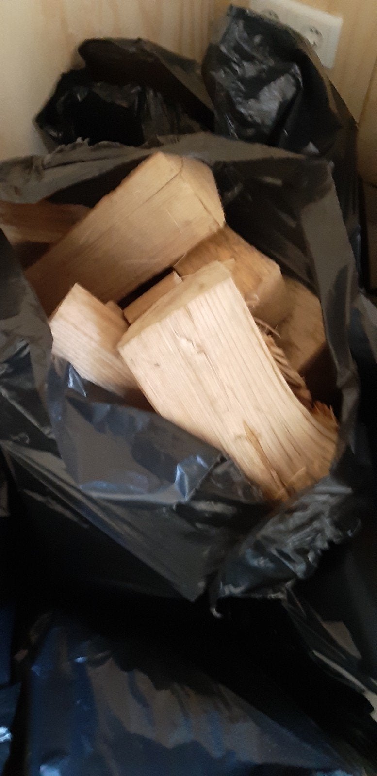 Te koop 8 zaken hout blokken, Minder dan 3 m³, Ophalen