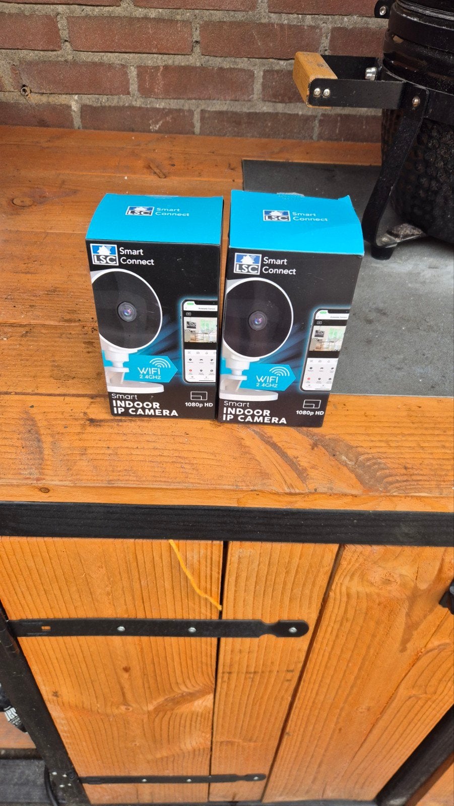 2x LSC Smart Connect Indoor IP Camera 1080p HD, Ophalen