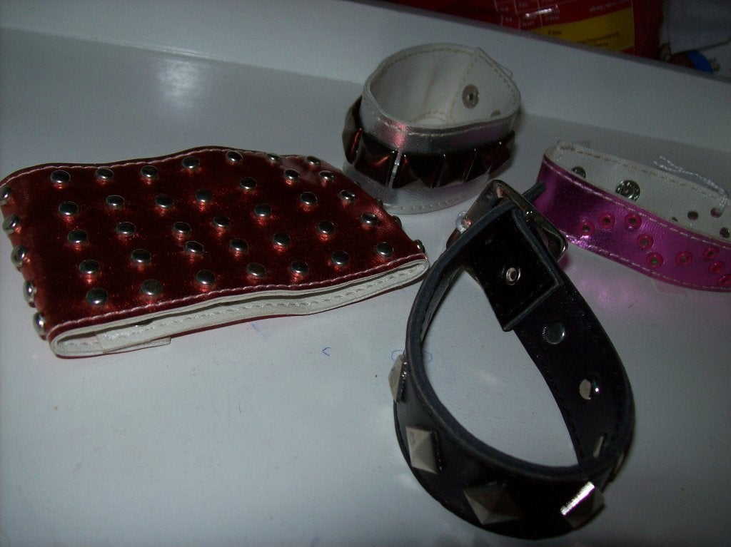 Armbanden Meerkleur Leer Kunststof Mooie modellen, Sieraden, Tassen en Uiterlijk, Overige materialen, Overige kleuren, Nieuw, Ophalen of Verzenden