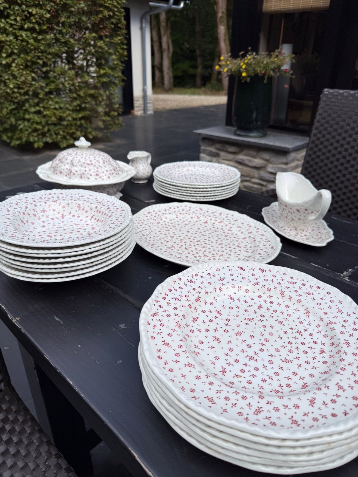 Adams Sprig, uit de Wedgewood fabriek in Stoke on Trent, Ophalen of Verzenden, Zo goed als nieuw, Bord(en), Overige stijlen