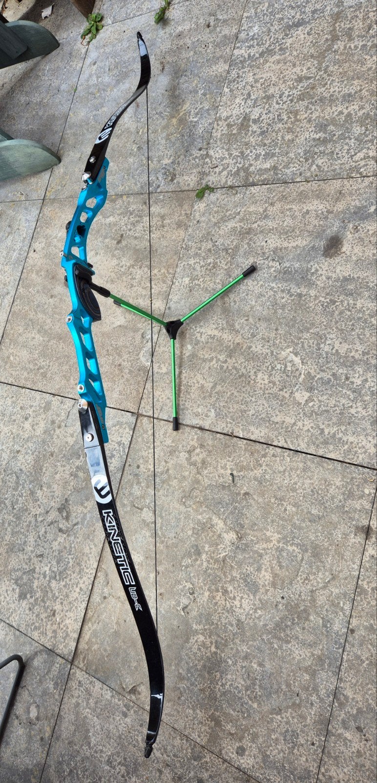 Kinetic Recurve Handboog 24 pond - Complete Set, Sport en Fitness, Handboogschieten, Ophalen of Verzenden