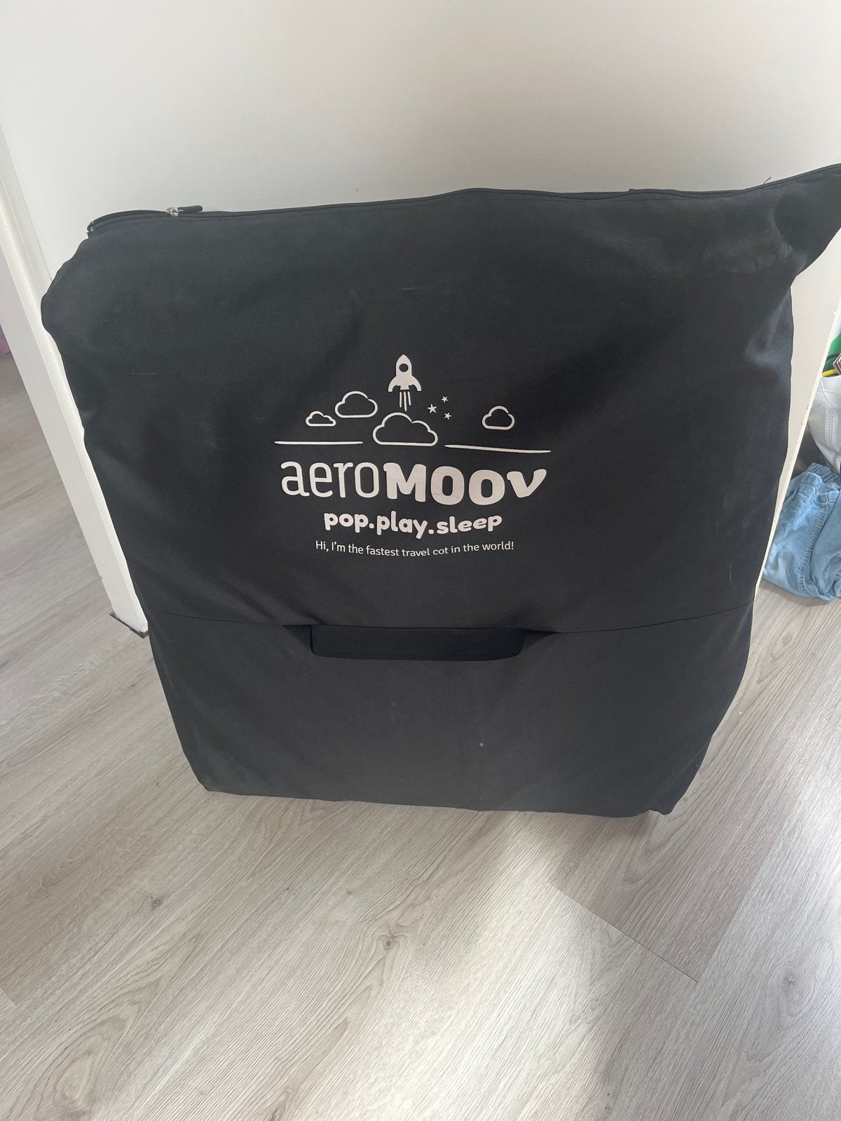 AeroMoov Pop-Up campingbedje, Ophalen, Gebruikt, Reisbedje