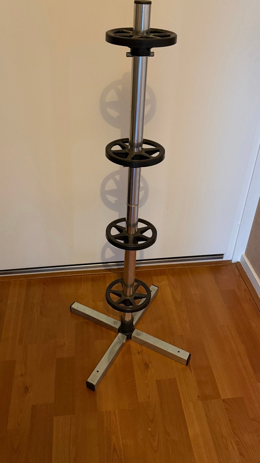 Velgen standaard - Handige opberger voor velgen, Auto diversen, Velgenbomen, Ophalen, Gebruikt