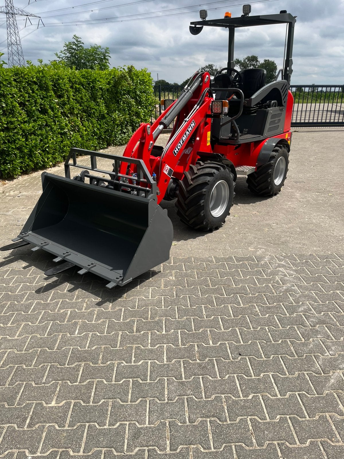 Nieuwe kniklader hoffman H220 topkwaliteit, Zakelijke goederen, Machines en Bouw | Kranen en Graafmachines, Ophalen of Verzenden